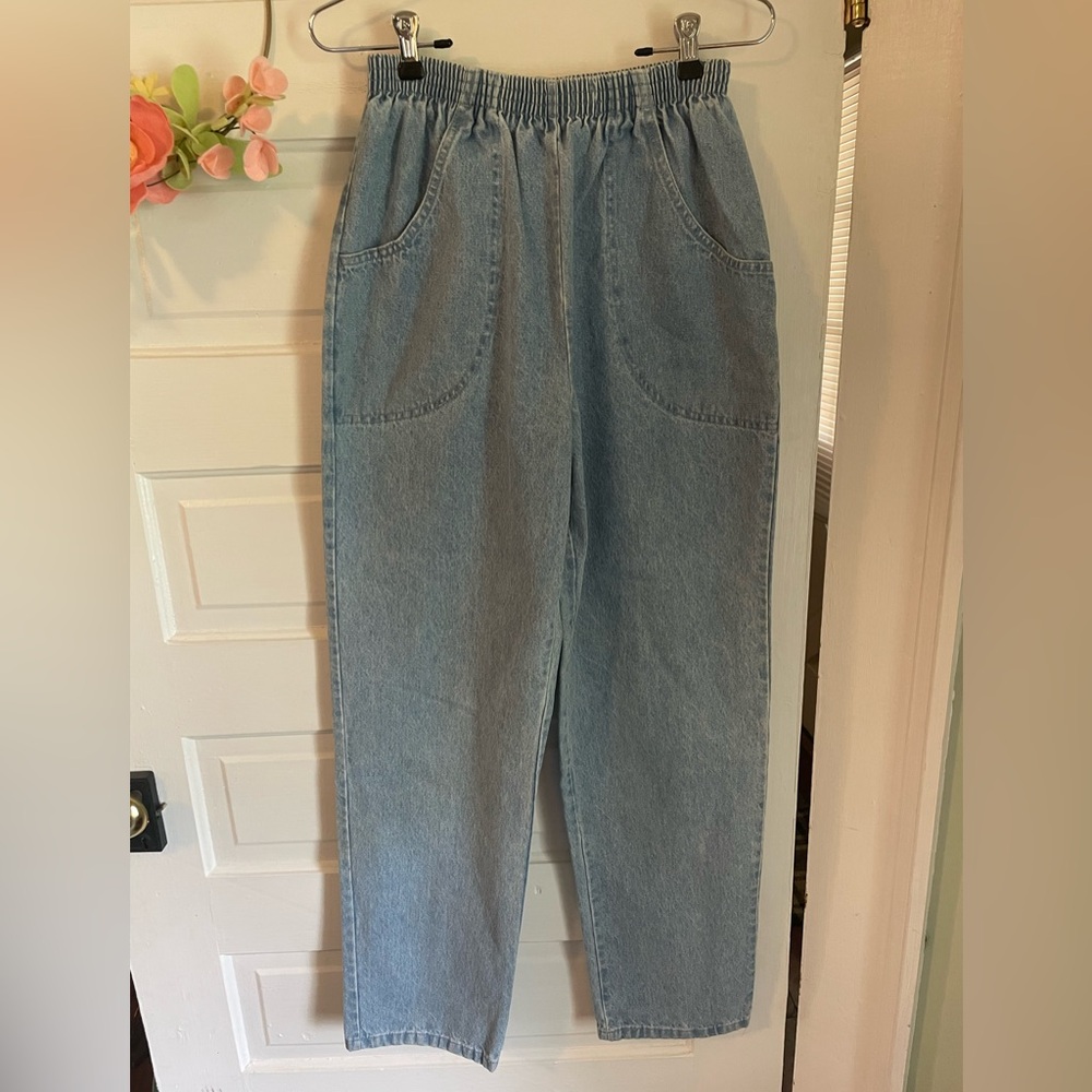 Briggs New York Blue Straight Leg Jeans with Elastic Waistband